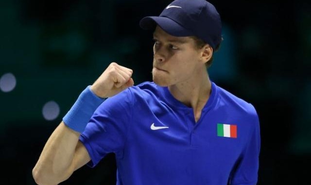 加拿大28-戴杯辛纳率意大利进八强 德约双线作战仍难救主