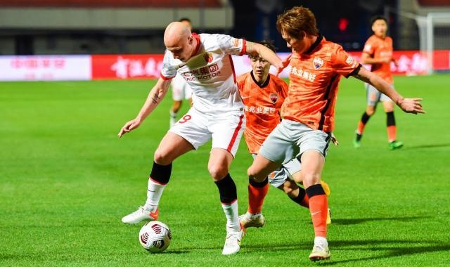 PC28-新三杆洋枪首次携手来势凶猛 莱科不变阵在变思路