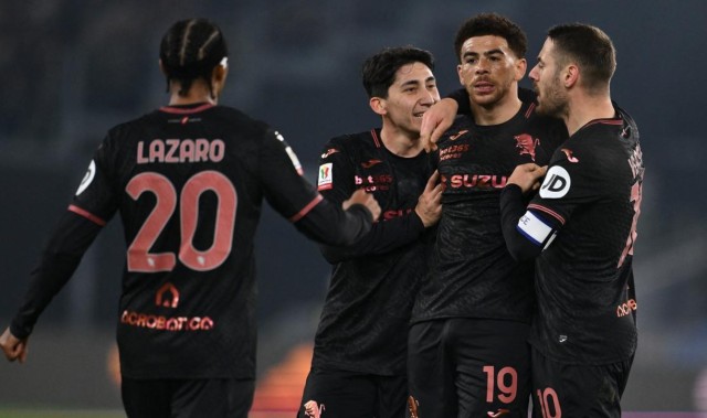 加拿大28-2-3爆冷！9-0惨案！疯狂一夜，罗马出局，马赛狂胜，曼城掀翻纽卡